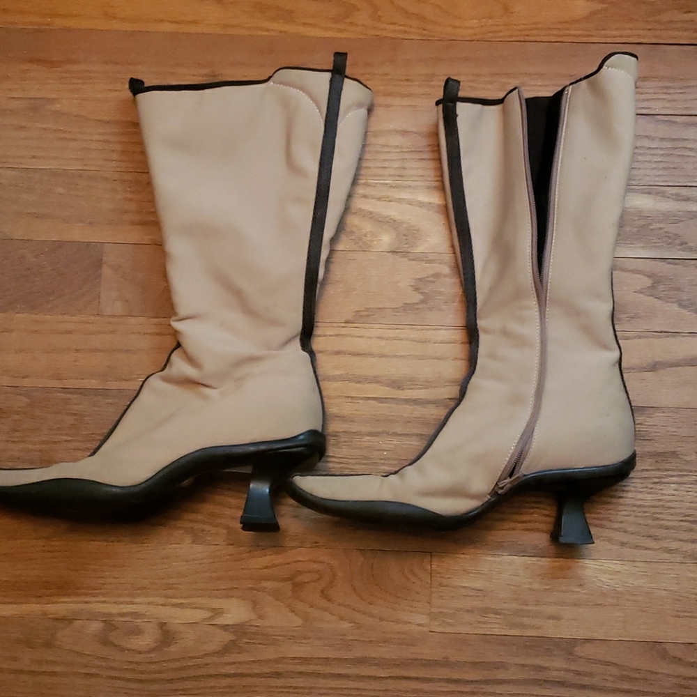Women's size 36 Prada boots